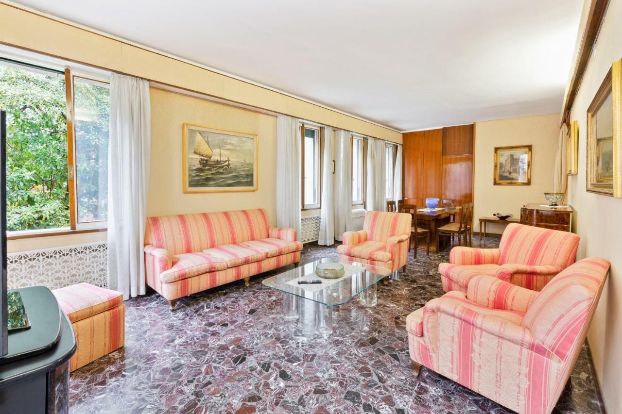 Venice Castello Elegant Apartment Екстер'єр фото